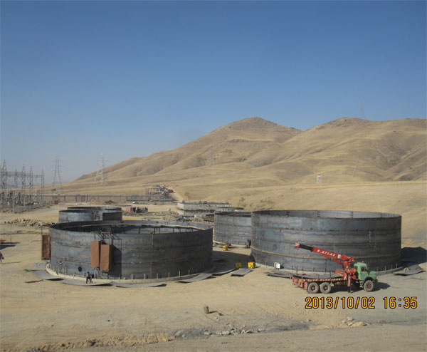 ساخت و نصب و مونتاژ مخازن آب و گازوئيل پتروشيمي كردستان (مهر 92)